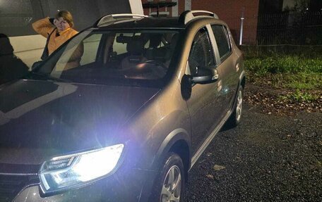 Renault Sandero II рестайлинг, 2022 год, 1 500 000 рублей, 1 фотография