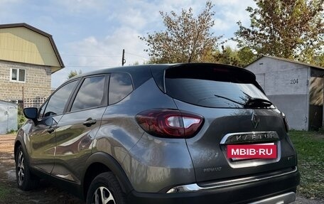 Renault Kaptur I рестайлинг, 2018 год, 1 380 000 рублей, 4 фотография