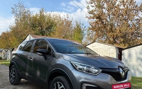 Renault Kaptur I рестайлинг, 2018 год, 1 380 000 рублей, 8 фотография