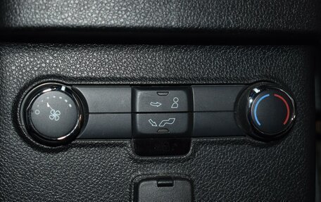 Ford Explorer VI, 2017 год, 2 590 000 рублей, 12 фотография