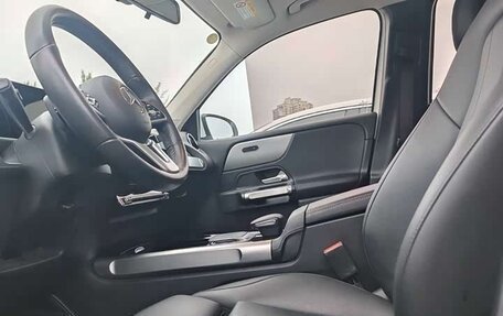 Mercedes-Benz GLB, 2021 год, 2 630 000 рублей, 5 фотография