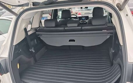 Mercedes-Benz GLB, 2021 год, 2 630 000 рублей, 11 фотография