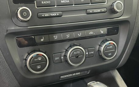 Volkswagen Jetta VI, 2012 год, 1 099 000 рублей, 17 фотография