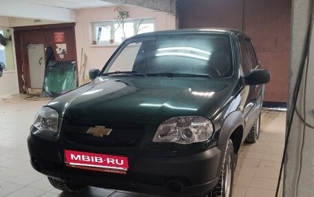 Chevrolet Niva I рестайлинг, 2011 год, 425 000 рублей, 3 фотография