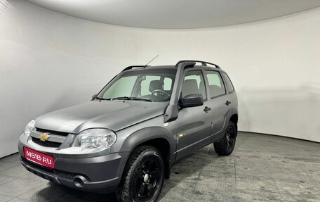 Chevrolet Niva I рестайлинг, 2017 год, 790 000 рублей, 1 фотография