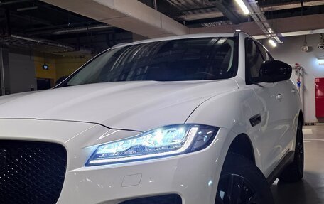 Jaguar F-Pace, 2018 год, 4 050 000 рублей, 2 фотография