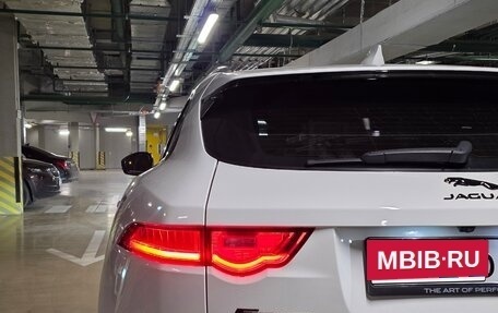 Jaguar F-Pace, 2018 год, 4 050 000 рублей, 4 фотография