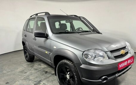 Chevrolet Niva I рестайлинг, 2017 год, 790 000 рублей, 3 фотография
