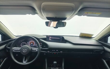 Mazda 3, 2022 год, 1 950 000 рублей, 7 фотография