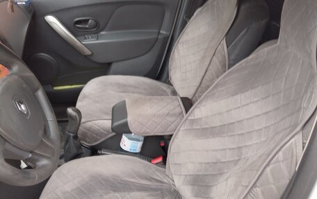 Renault Logan II, 2014 год, 550 000 рублей, 5 фотография