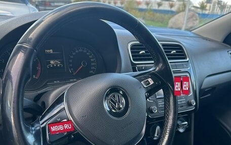 Volkswagen Polo VI (EU Market), 2017 год, 1 050 000 рублей, 4 фотография