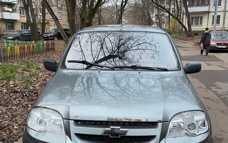 Chevrolet Niva I рестайлинг, 2009 год, 500 000 рублей, 1 фотография