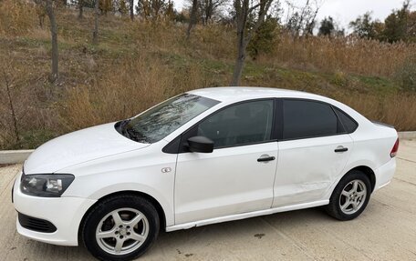 Volkswagen Polo VI (EU Market), 2011 год, 450 000 рублей, 18 фотография