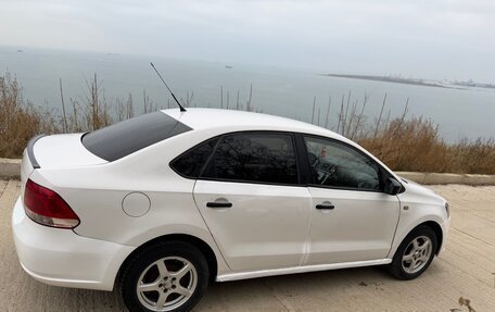 Volkswagen Polo VI (EU Market), 2011 год, 450 000 рублей, 25 фотография