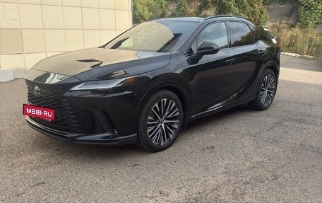 Lexus RX IV рестайлинг, 2023 год, 7 900 000 рублей, 3 фотография