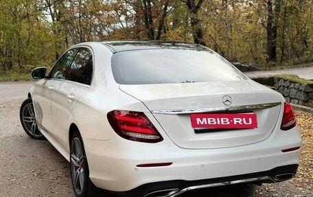 Mercedes-Benz E-Класс, 2019 год, 2 950 000 рублей, 7 фотография