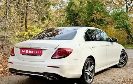 Mercedes-Benz E-Класс, 2019 год, 2 950 000 рублей, 6 фотография