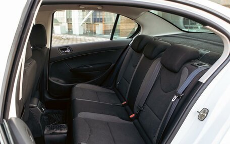 Peugeot 408 I рестайлинг, 2012 год, 695 000 рублей, 17 фотография