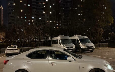 Lexus IS II рестайлинг 2, 2006 год, 1 200 000 рублей, 10 фотография