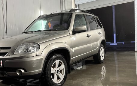 Chevrolet Niva I рестайлинг, 2013 год, 520 000 рублей, 4 фотография