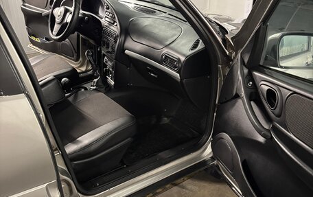 Chevrolet Niva I рестайлинг, 2013 год, 520 000 рублей, 11 фотография