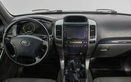 Toyota Land Cruiser Prado 120 рестайлинг, 2008 год, 2 000 000 рублей, 13 фотография