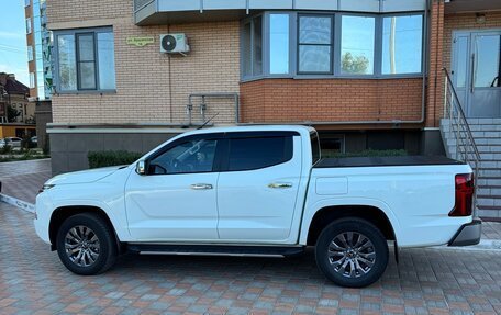 Mitsubishi L200, 2024 год, 4 500 000 рублей, 4 фотография