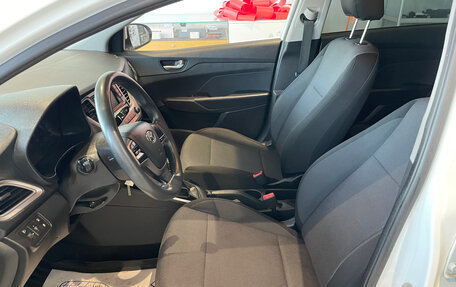 Hyundai Solaris II рестайлинг, 2019 год, 1 140 000 рублей, 12 фотография