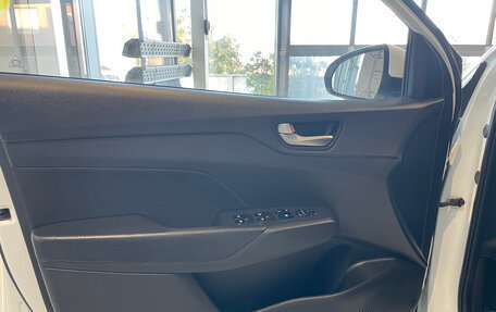 Hyundai Solaris II рестайлинг, 2019 год, 1 140 000 рублей, 18 фотография