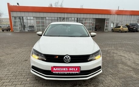 Volkswagen Jetta VI, 2015 год, 990 000 рублей, 3 фотография
