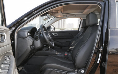 Honda Vezel, 2023 год, 2 520 000 рублей, 8 фотография