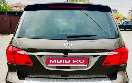 Mercedes-Benz GL-Класс, 2013 год, 3 500 000 рублей, 5 фотография