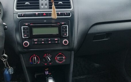 Volkswagen Polo VI (EU Market), 2012 год, 700 000 рублей, 26 фотография