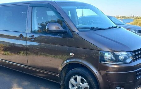 Volkswagen Caravelle T5, 2010 год, 1 980 000 рублей, 8 фотография