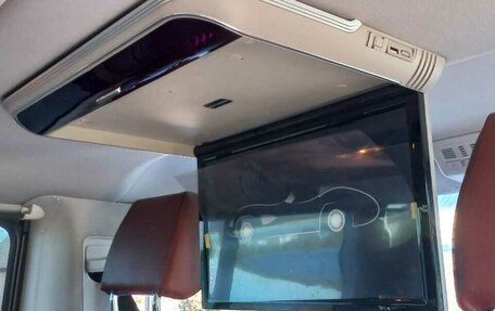 Volkswagen Caravelle T5, 2010 год, 1 980 000 рублей, 20 фотография