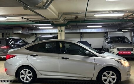 Hyundai Solaris II рестайлинг, 2015 год, 475 000 рублей, 5 фотография