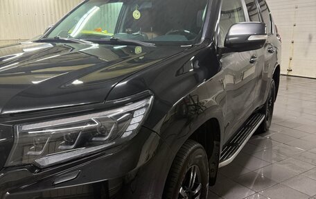 Toyota Land Cruiser Prado 150 рестайлинг 2, 2010 год, 3 200 000 рублей, 3 фотография