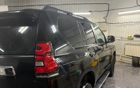 Toyota Land Cruiser Prado 150 рестайлинг 2, 2010 год, 3 200 000 рублей, 4 фотография