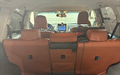 Toyota Land Cruiser Prado 150 рестайлинг 2, 2010 год, 3 200 000 рублей, 9 фотография