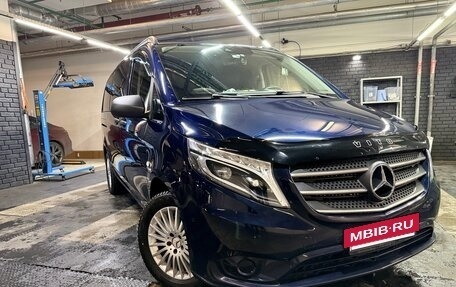 Mercedes-Benz Vito, 2018 год, 4 000 000 рублей, 2 фотография