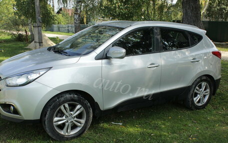 Hyundai ix35 I рестайлинг, 2010 год, 999 000 рублей, 2 фотография