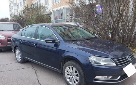 Volkswagen Passat B7, 2011 год, 800 000 рублей, 2 фотография