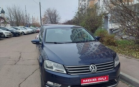Volkswagen Passat B7, 2011 год, 800 000 рублей, 1 фотография
