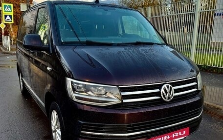 Volkswagen Caravelle T6 рестайлинг, 2017 год, 2 880 000 рублей, 2 фотография