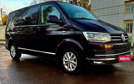 Volkswagen Caravelle T6 рестайлинг, 2017 год, 2 880 000 рублей, 3 фотография