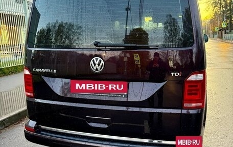 Volkswagen Caravelle T6 рестайлинг, 2017 год, 2 880 000 рублей, 7 фотография