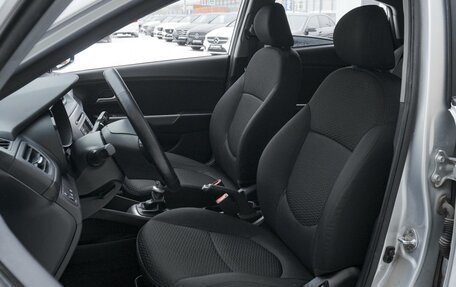 KIA Rio III рестайлинг, 2015 год, 949 000 рублей, 10 фотография