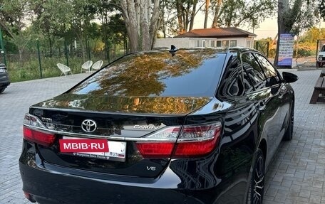 Toyota Camry, 2018 год, 2 850 000 рублей, 2 фотография