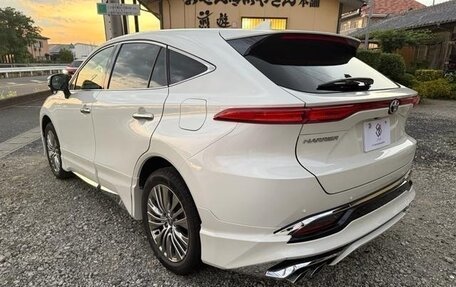 Toyota Harrier, 2020 год, 2 400 000 рублей, 5 фотография