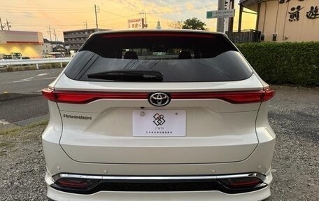 Toyota Harrier, 2020 год, 2 400 000 рублей, 9 фотография